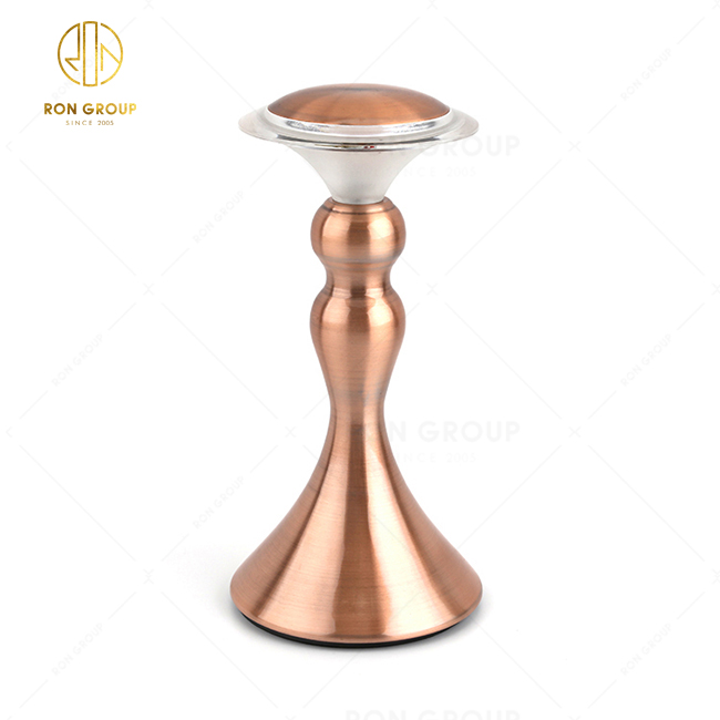 2021 Modern Hotel Wedding Table lamp Aluminium USB Rechargeable LED Cordless Table Lamp For Restaurant ​