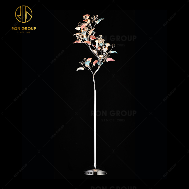 2021 New Modern Hotel Style Floor Lamp High Quality Ceramic Flower Light For Wedding Decoration