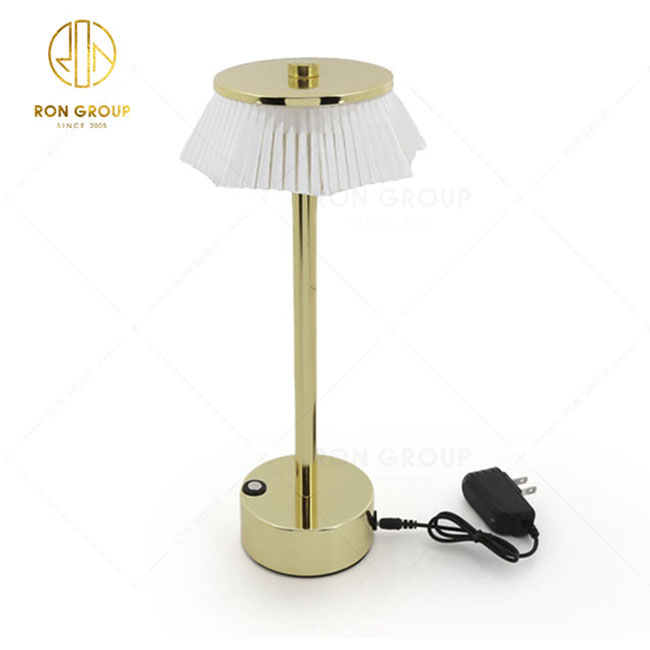 Modern Simple Led Restaurant Bar Rechargeable Dining Table Lamp Diamond LED Desk Light With USB Port