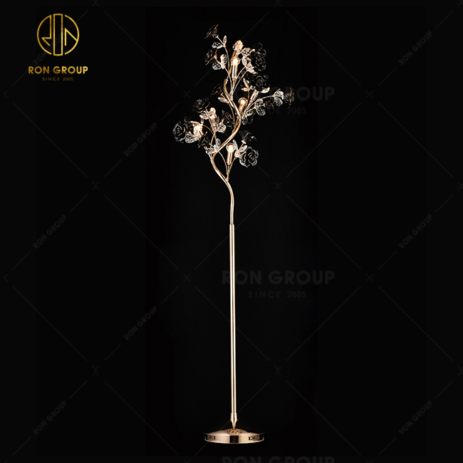 Wholesale China Factory Good Price Ceramic Floor Lamp Rose Flower For Wedding Decorative 