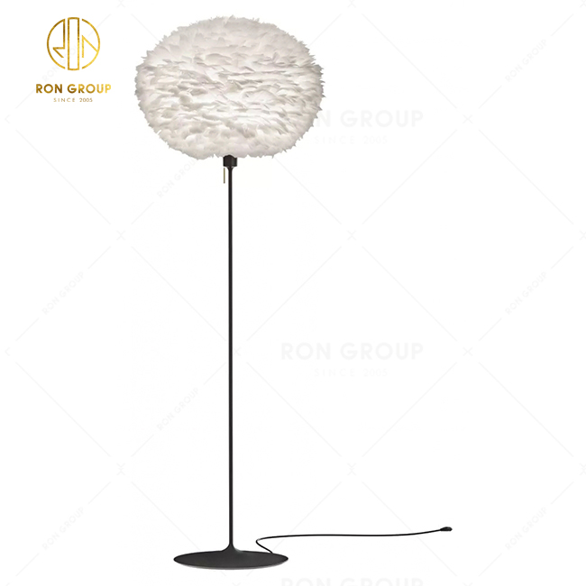 High Quality Nordic Unique Standing Floor Lamp Morden Feather Floor Lamp Feather Light For Living Room Bedroom Lighting