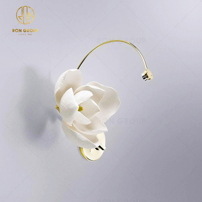 Modern Luxury Lotus Design Hotel Decorative LED Lighting Wall Lamp Fancy Wall Light